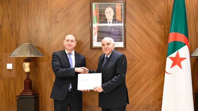 Minister Attaf receives the new Ambassador of the Republic of Moldova to Algeria