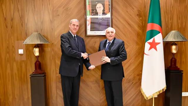Le ministre Attaf reçoit le nouvel ambassadeur de la république de Saint-Marin en Algérie